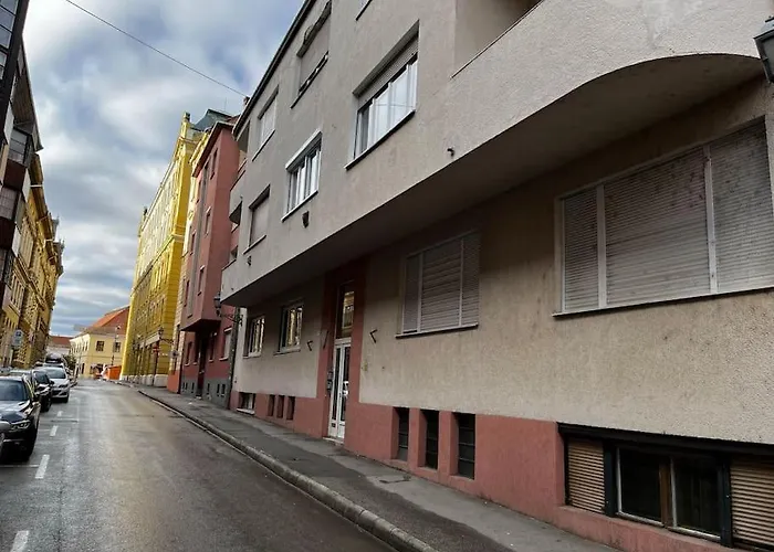 Downtown 아파트 *