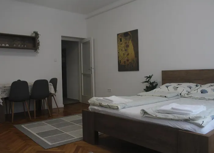Downtown Apartman Pécs